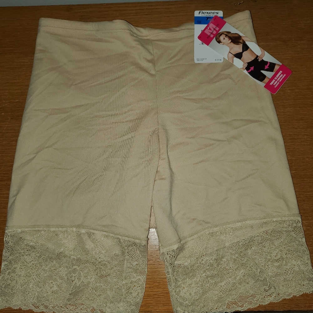 5 Maidenform Flexees